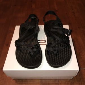 Chacos Black womens size 8